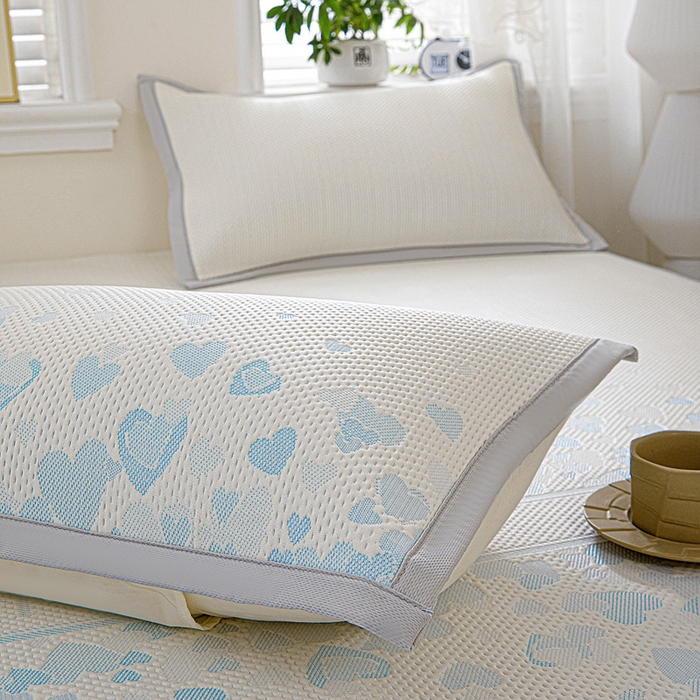 91家纺网 家纺一手货源 找家纺 富馨莱 2026新款PE乙纶高克重冰豆豆席凉感凉席单件席子床笠款支持一件定做尺寸学生宿舍 爱意满满-蓝