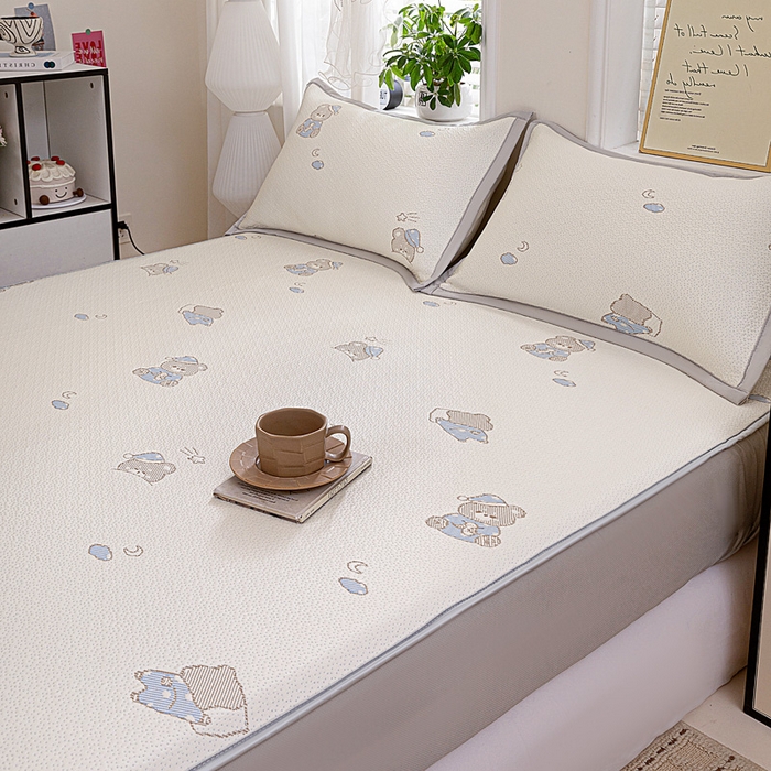 91家纺网 家纺一手货源 找家纺 富馨莱 2026新款PE乙纶高克重冰豆豆席凉感凉席单件席子床笠款支持一件定做尺寸学生宿舍 可爱熊