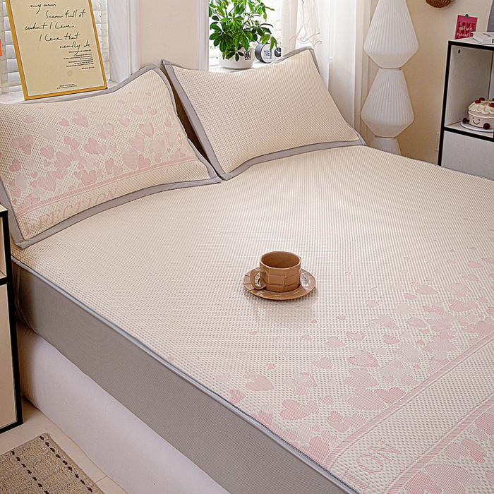 91家纺网 家纺一手货源 找家纺 富馨莱 2026新款PE乙纶高克重冰豆豆席凉感凉席单件席子床笠款支持一件定做尺寸学生宿舍 爱意满满-粉