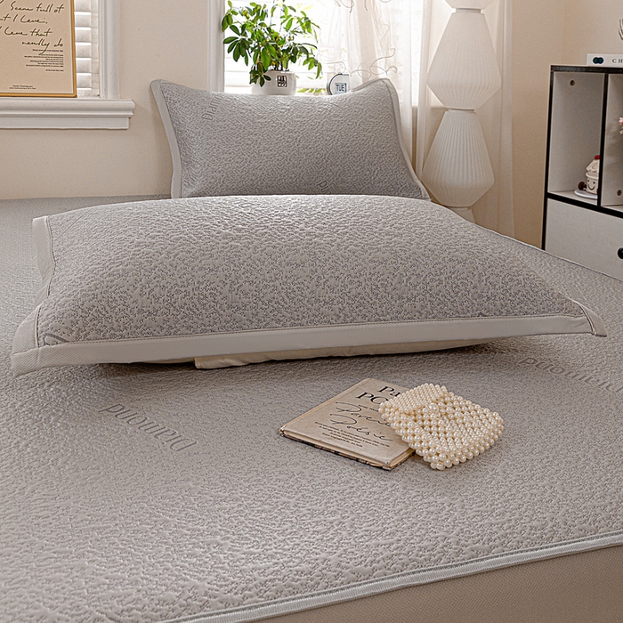 91家纺网 家纺一手货源 找家纺 富馨莱 2026新款PE乙纶高克重冰豆豆席凉感凉席单件席子床笠款支持一件定做尺寸学生宿舍 寻意-灰