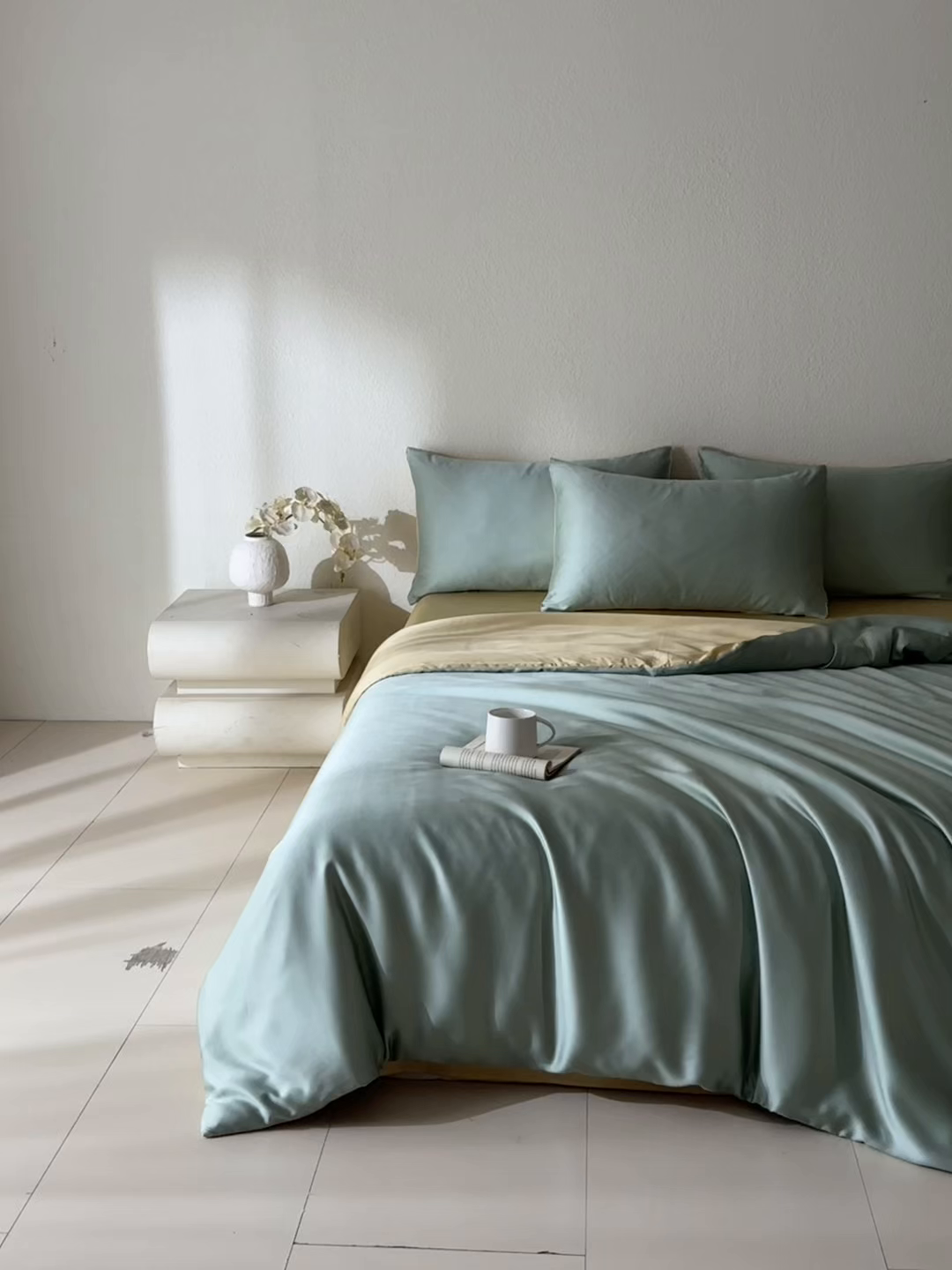 91家纺网 家纺一手货源 找家纺 禾时 2026新款60支奥地利兰精双拼纯色天丝四件套 浅艾绿-香槟金