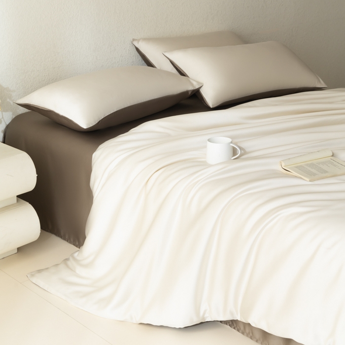 91家纺网 家纺一手货源 找家纺 禾时 2026新款60支奥地利兰精双拼纯色天丝四件套 乳蛋白-冷岩灰