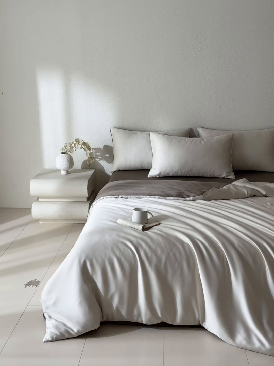 91家纺网 家纺一手货源 找家纺 禾时 2026新款60支奥地利兰精双拼纯色天丝四件套 乳蛋白-冷岩灰