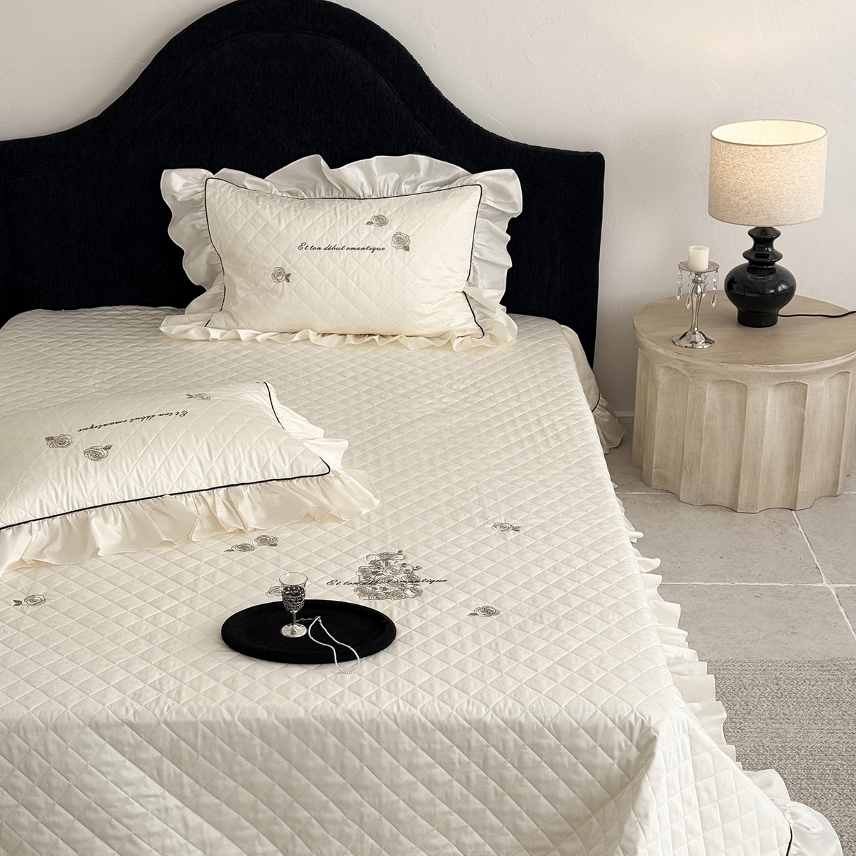 91家纺网 家纺一手货源 找家纺 （总）嗨购家纺 2026新款50S长绒棉刺绣床盖三件套-山茶花涧（控价338/358)