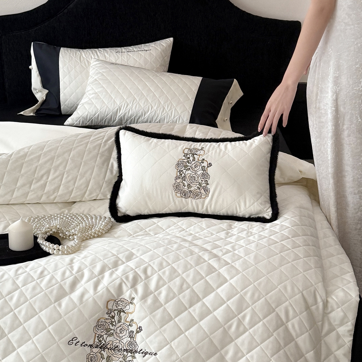 91家纺网 家纺一手货源 找家纺 （总）嗨购家纺 2026新款50S长绒棉刺绣四件套-山茶花涧（控价 标准338/358）