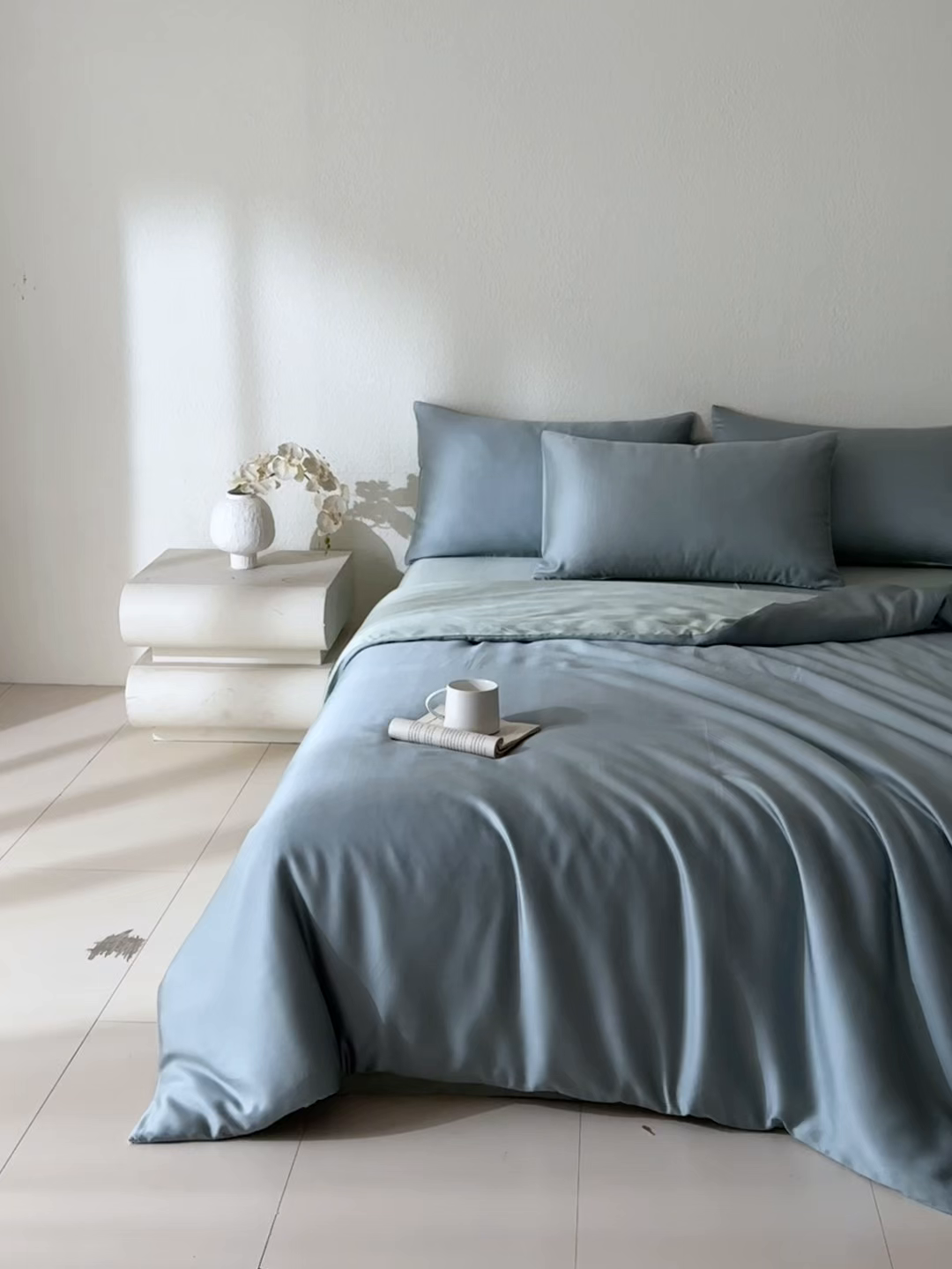 91家纺网 家纺一手货源 找家纺 禾时 2026新款60支奥地利兰精双拼纯色天丝四件套 天空蓝-浅艾绿