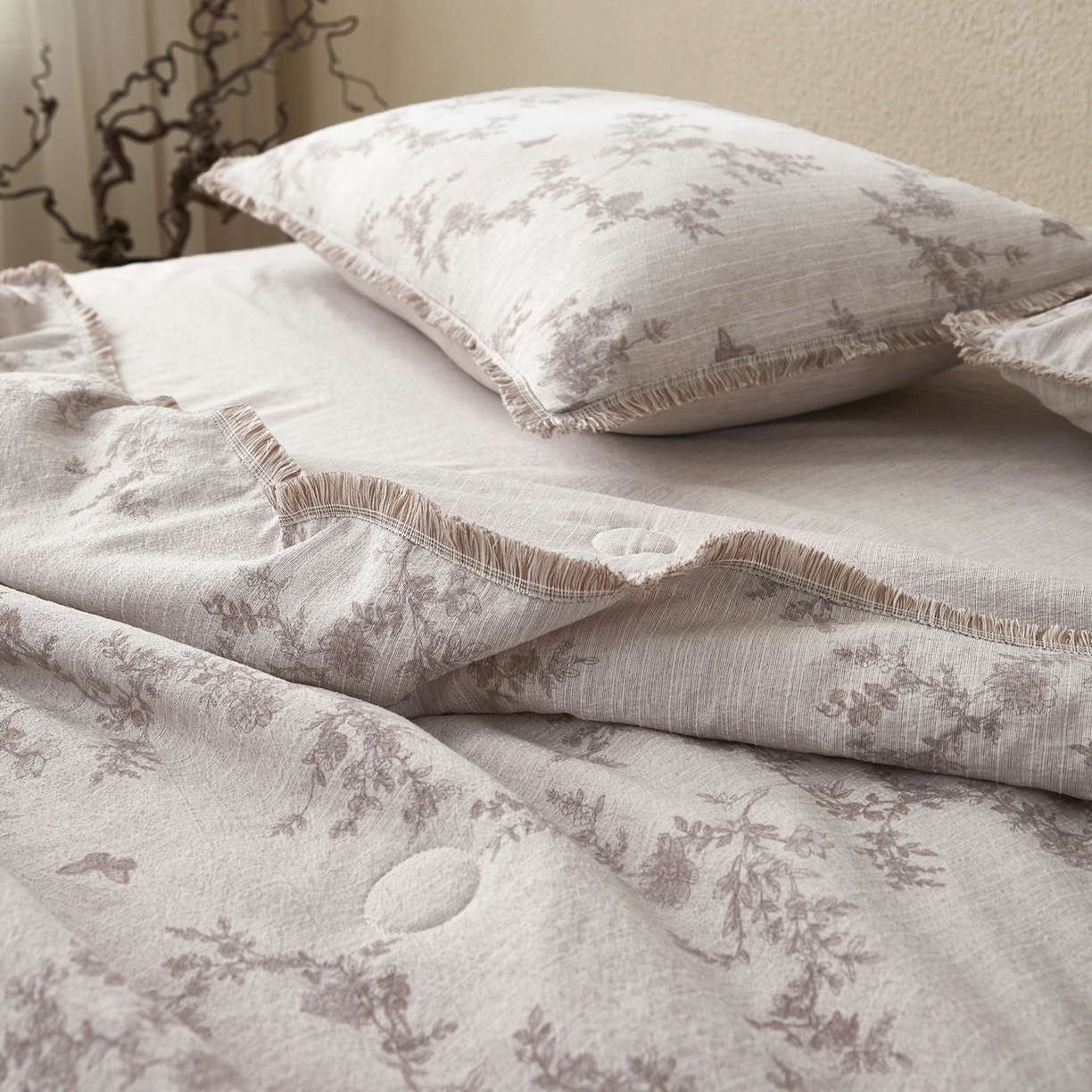 91家纺网 家纺一手货源 找家纺 网客家纺 2026新款提花色织麻夏被四件套 蝶恋花