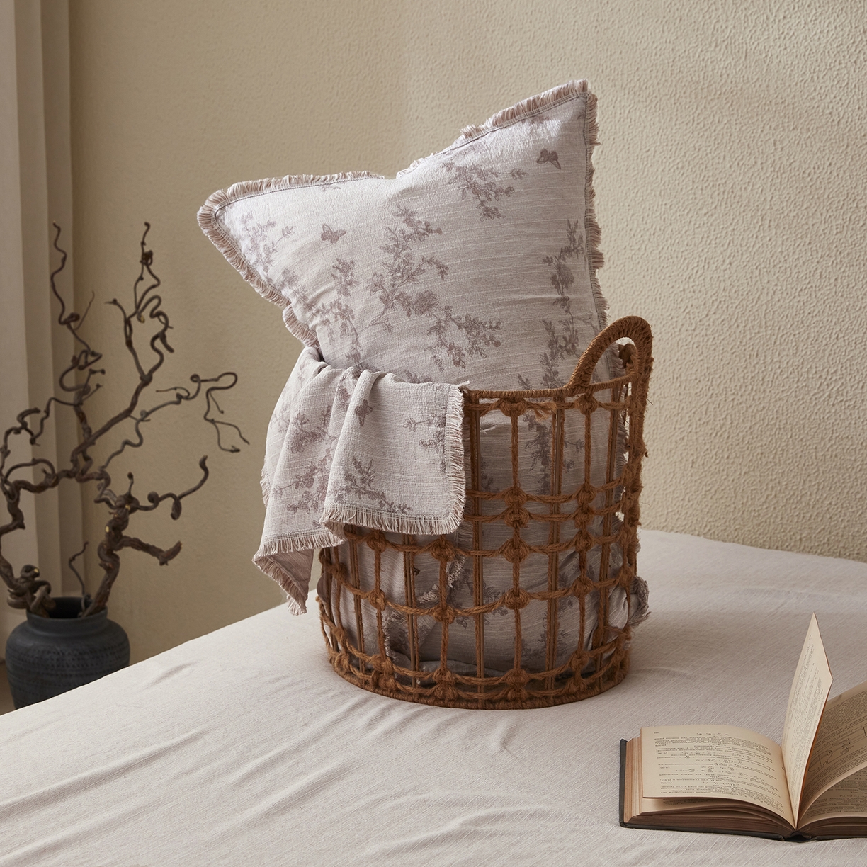 91家纺网 家纺一手货源 找家纺 网客家纺 2026新款提花色织麻夏被四件套 蝶恋花