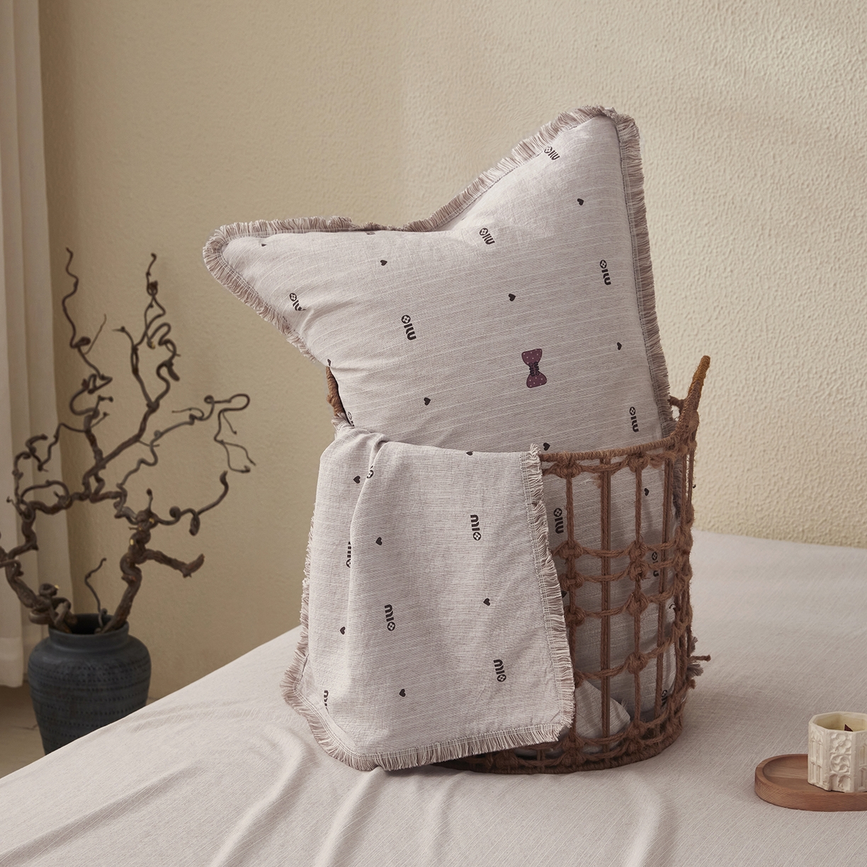 91家纺网 家纺一手货源 找家纺 网客家纺 2026新款提花色织麻夏被四件套 敏敏