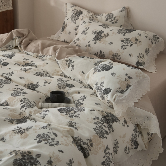 91家纺网 家纺一手货源 找家纺 大彩家居 2026春夏新款棉麻印花四件套 午后庄园