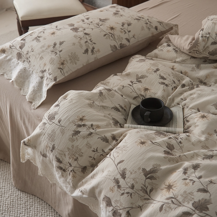 91家纺网 家纺一手货源 找家纺 大彩家居 2026春夏新款棉麻印花四件套 藤蔓光影