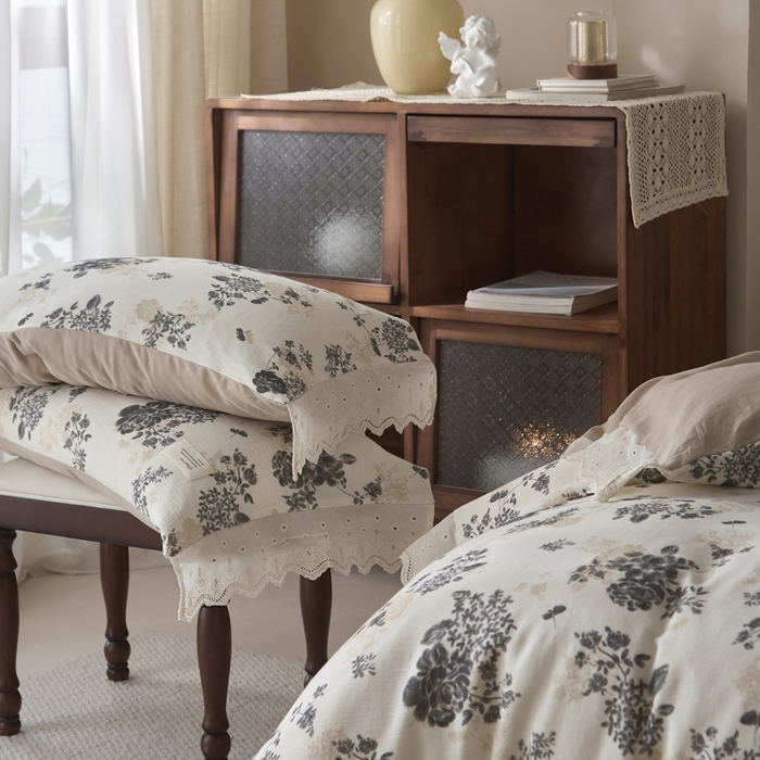 91家纺网 家纺一手货源 找家纺 大彩家居 2026春夏新款棉麻印花四件套 午后庄园