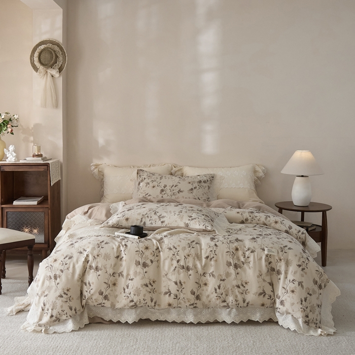 91家纺网 家纺一手货源 找家纺 大彩家居 2026春夏新款棉麻印花四件套 藤蔓光影