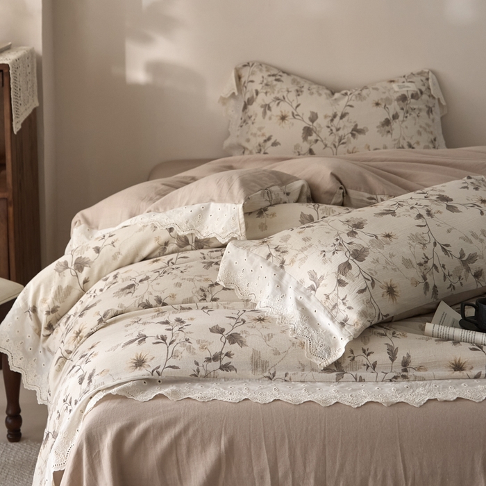 91家纺网 家纺一手货源 找家纺 大彩家居 2026春夏新款棉麻印花四件套 藤蔓光影