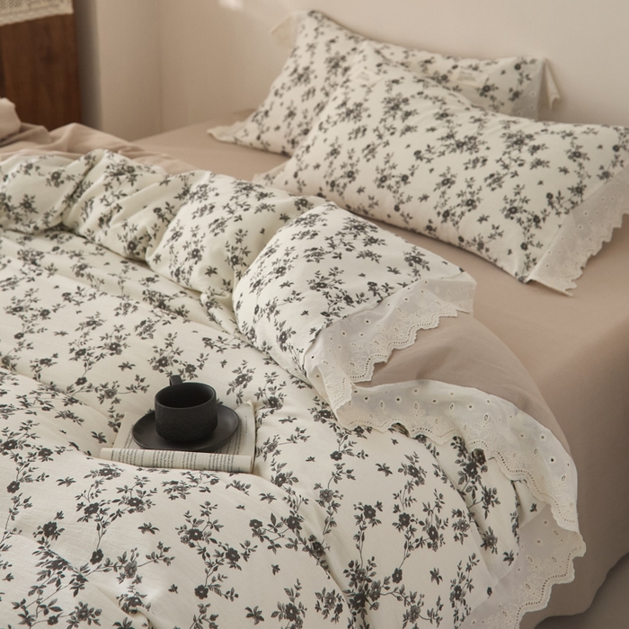 91家纺网 家纺一手货源 找家纺 大彩家居 2026春夏新款棉麻印花四件套 墨色丁香