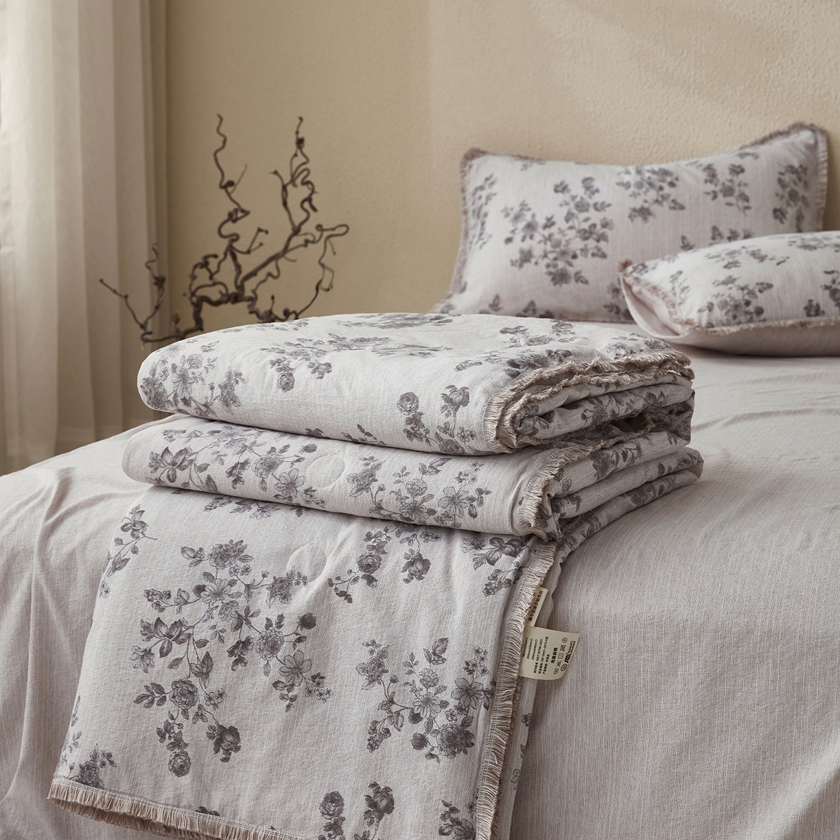 91家纺网 家纺一手货源 找家纺 网客家纺 2026新款提花色织麻夏被四件套 素锦灰