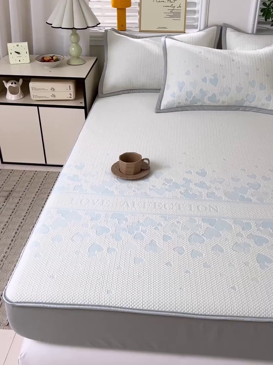 91家纺网 家纺一手货源 找家纺 富馨莱 2026新款PE乙纶高克重冰豆豆席凉感凉席单件席子床笠款支持一件定做尺寸学生宿舍 爱意满满-蓝