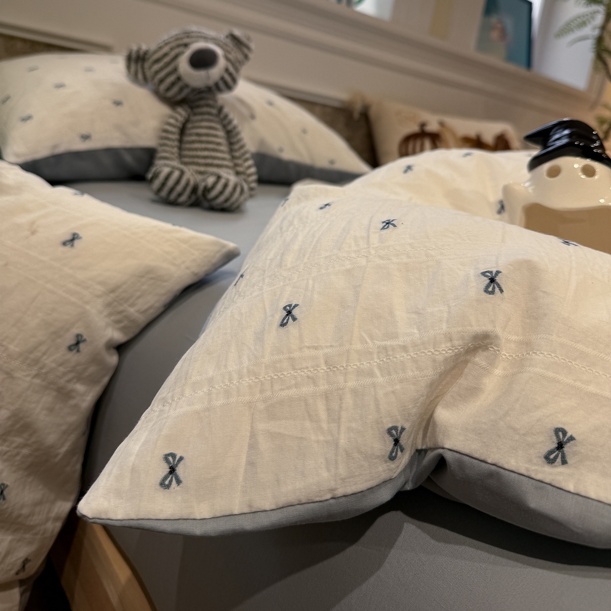 91家纺网 家纺一手货源 找家纺 怡家居 2026春夏新款全棉纯棉水洗棉提花四件套 蓝色蝴蝶结