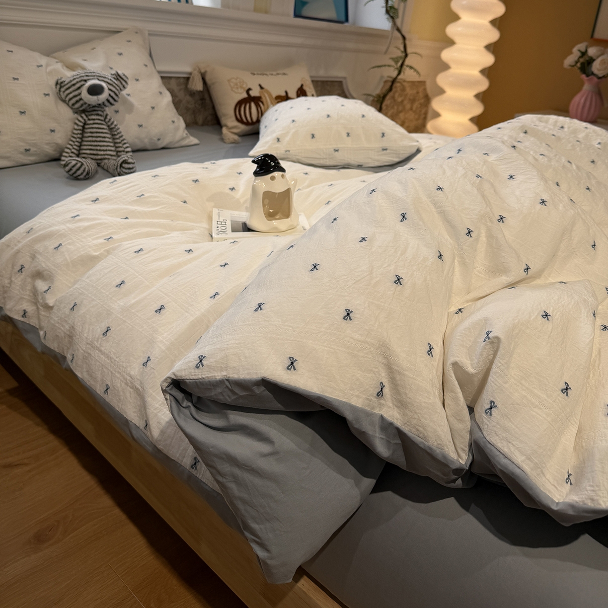 91家纺网 家纺一手货源 找家纺 怡家居 2026春夏新款全棉纯棉水洗棉提花四件套 蓝色蝴蝶结