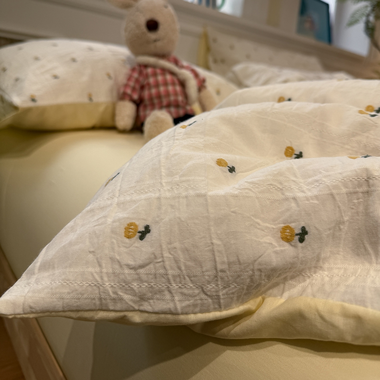 91家纺网 家纺一手货源 找家纺 怡家居 2026春夏新款全棉纯棉水洗棉提花四件套 朵朵