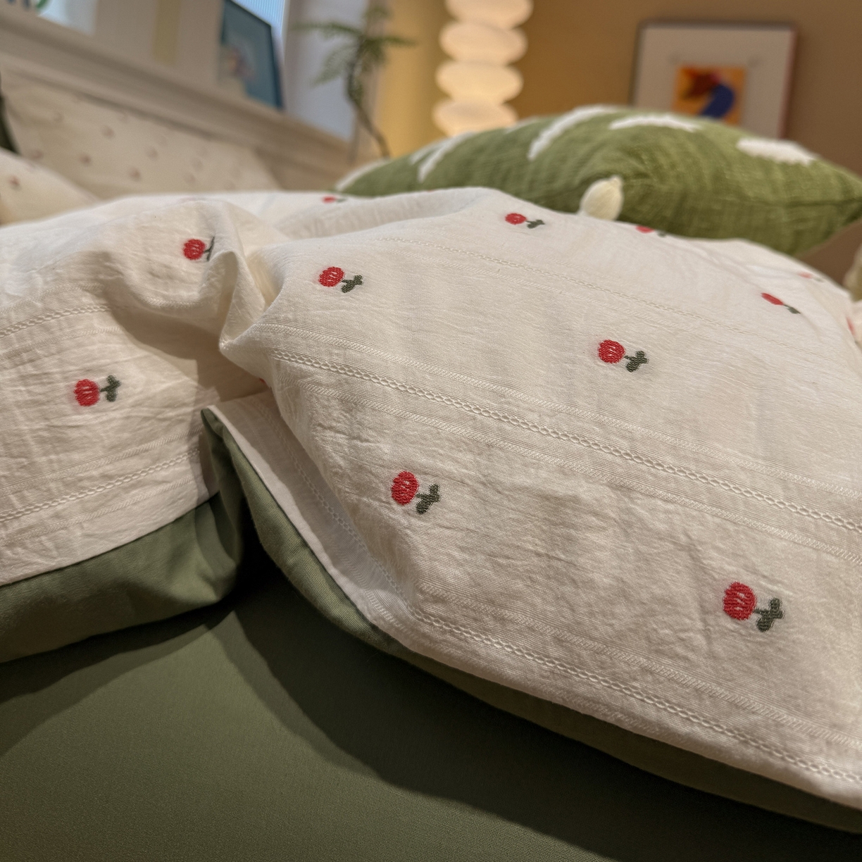 91家纺网 家纺一手货源 找家纺 怡家居 2026春夏新款全棉纯棉水洗棉提花四件套 小红花