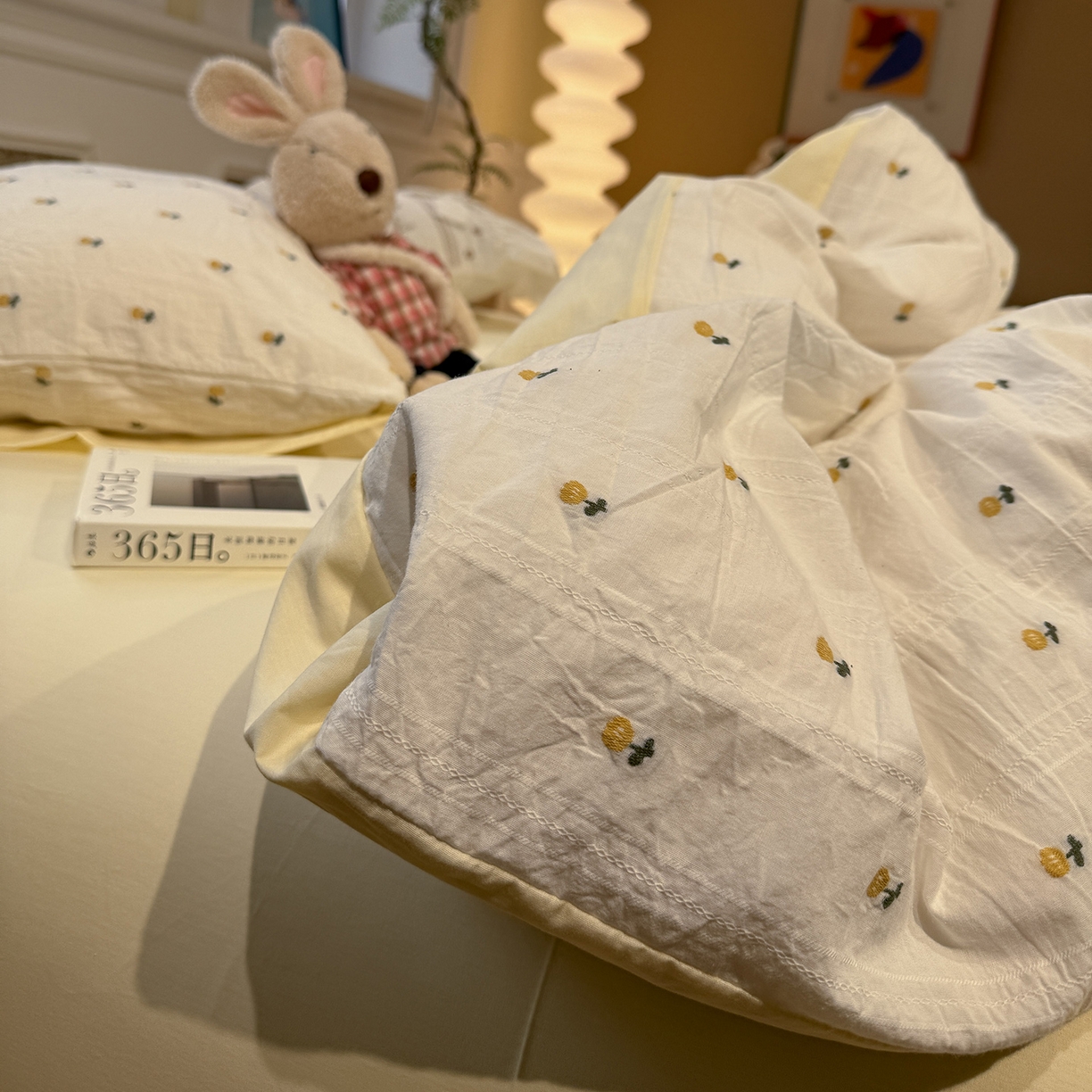 91家纺网 家纺一手货源 找家纺 怡家居 2026春夏新款全棉纯棉水洗棉提花四件套 朵朵