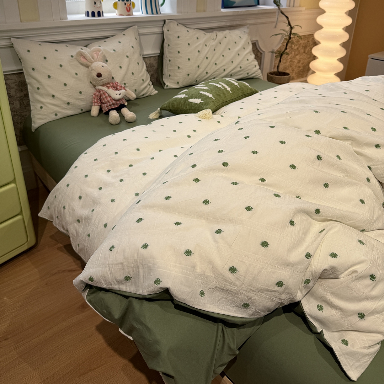 91家纺网 家纺一手货源 找家纺 怡家居 2026春夏新款全棉纯棉水洗棉提花四件套 小绿叶