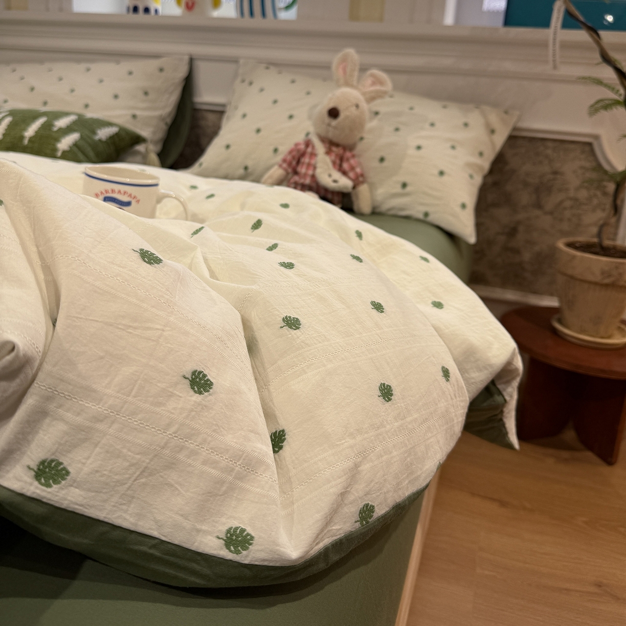 91家纺网 家纺一手货源 找家纺 怡家居 2026春夏新款全棉纯棉水洗棉提花四件套 小绿叶