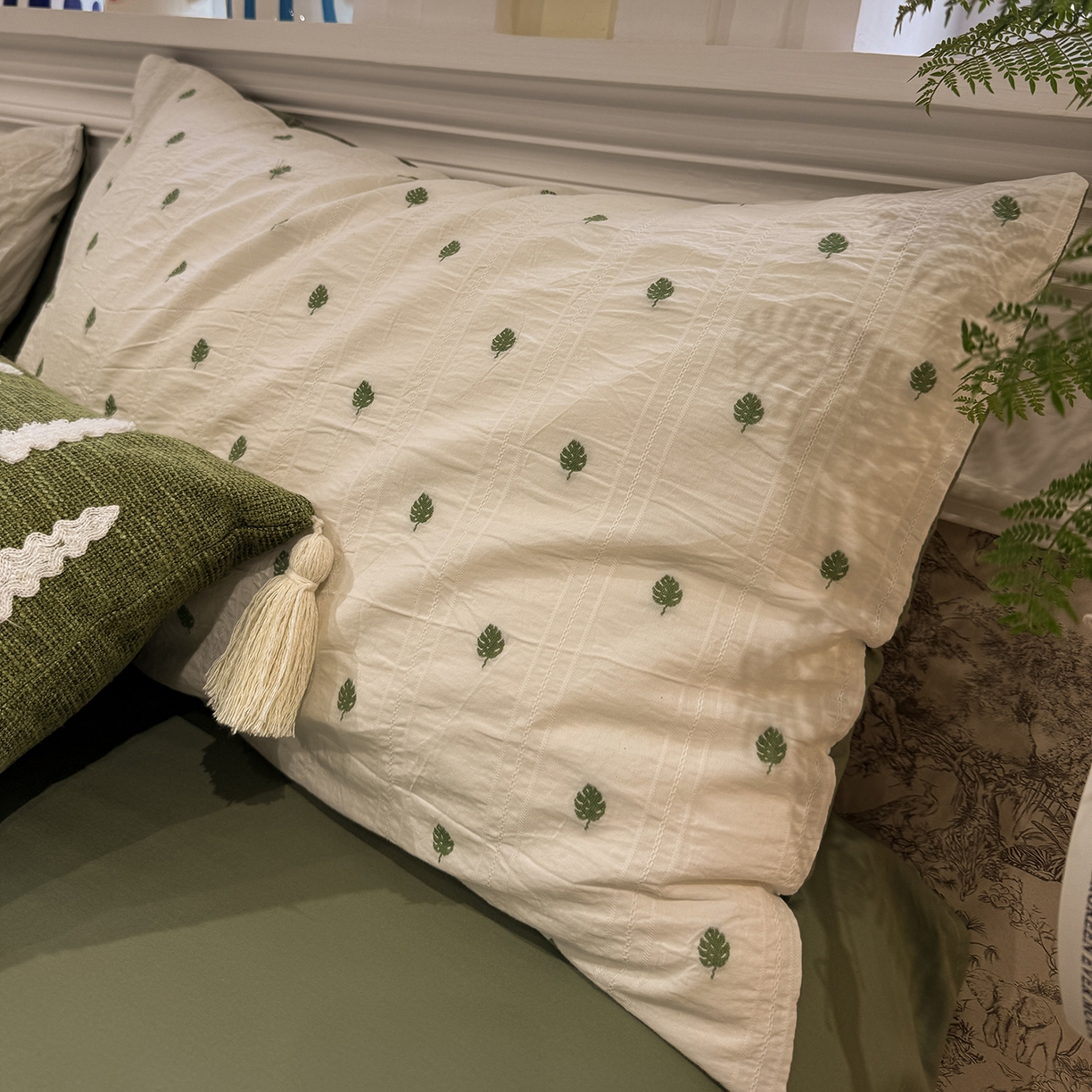 91家纺网 家纺一手货源 找家纺 怡家居 2026春夏新款全棉纯棉水洗棉提花四件套 小绿叶