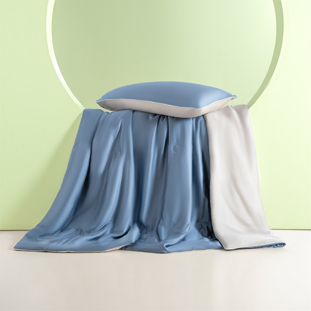 91家纺网 家纺一手货源 找家纺 （总）美澳家纺 2026春夏新款凉感水洗冰丝真丝双拼夏被夏凉被四件套