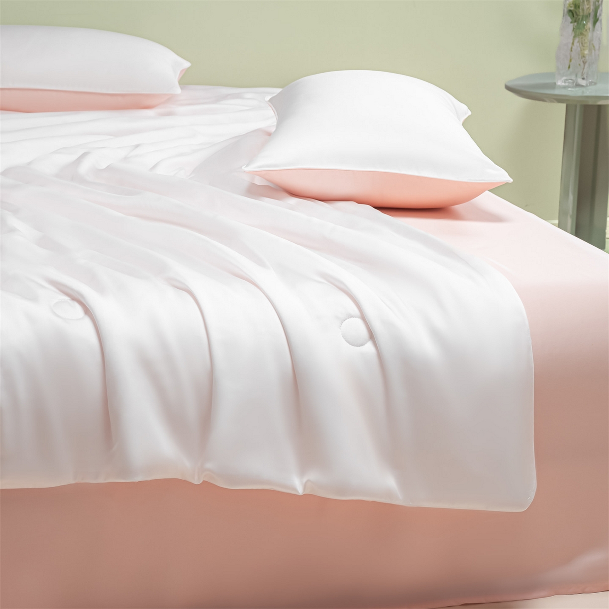 91家纺网 家纺一手货源 找家纺 美澳家纺 2026春夏新款凉感水洗冰丝真丝双拼夏被夏凉被四件套 双拼-贵族白+半熟蜜桃