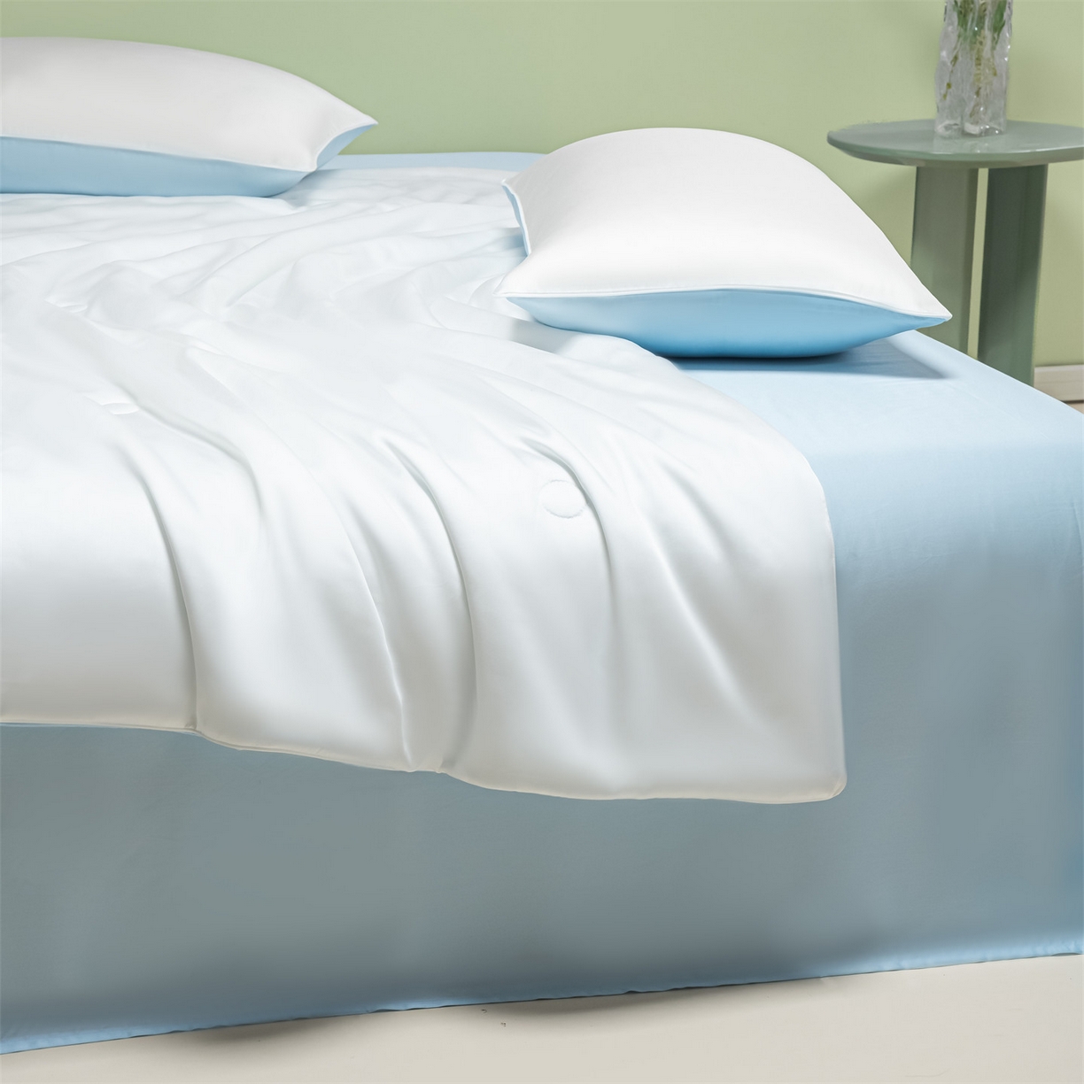 91家纺网 家纺一手货源 找家纺 美澳家纺 2026春夏新款凉感水洗冰丝真丝双拼夏被夏凉被四件套 双拼-贵族白+天空蓝