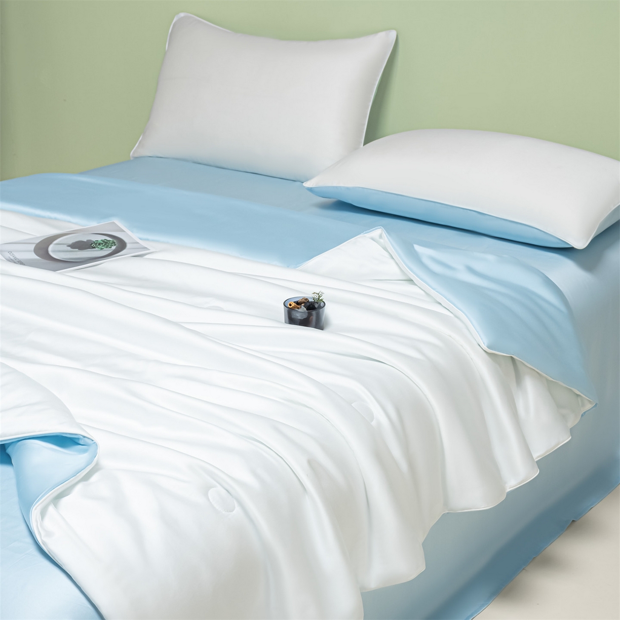 91家纺网 家纺一手货源 找家纺 美澳家纺 2026春夏新款凉感水洗冰丝真丝双拼夏被夏凉被四件套 双拼-贵族白+天空蓝