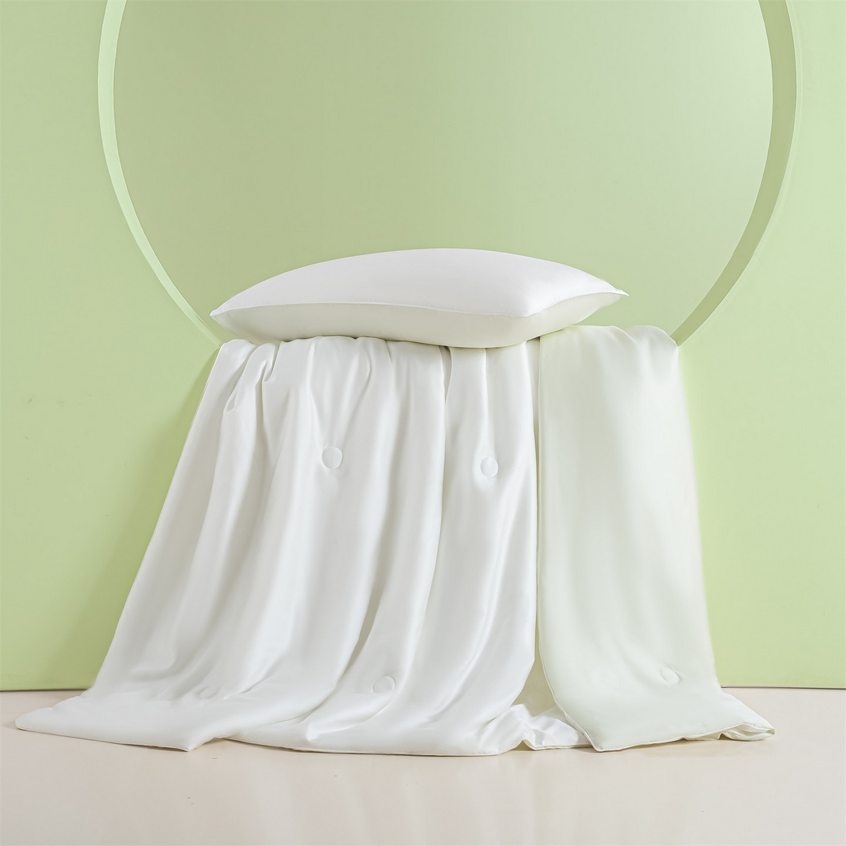 91家纺网 家纺一手货源 找家纺 美澳家纺 2026春夏新款凉感水洗冰丝真丝双拼夏被夏凉被四件套 双拼-贵族白+水果清香