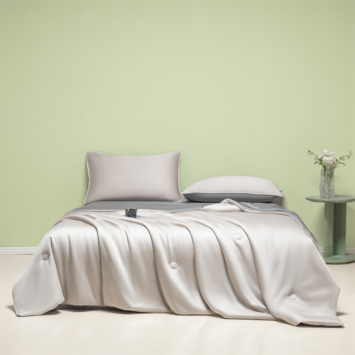 91家纺网 家纺一手货源 找家纺 美澳家纺 2026春夏新款凉感水洗冰丝真丝双拼夏被夏凉被四件套 双拼-椰子灰+经典灰