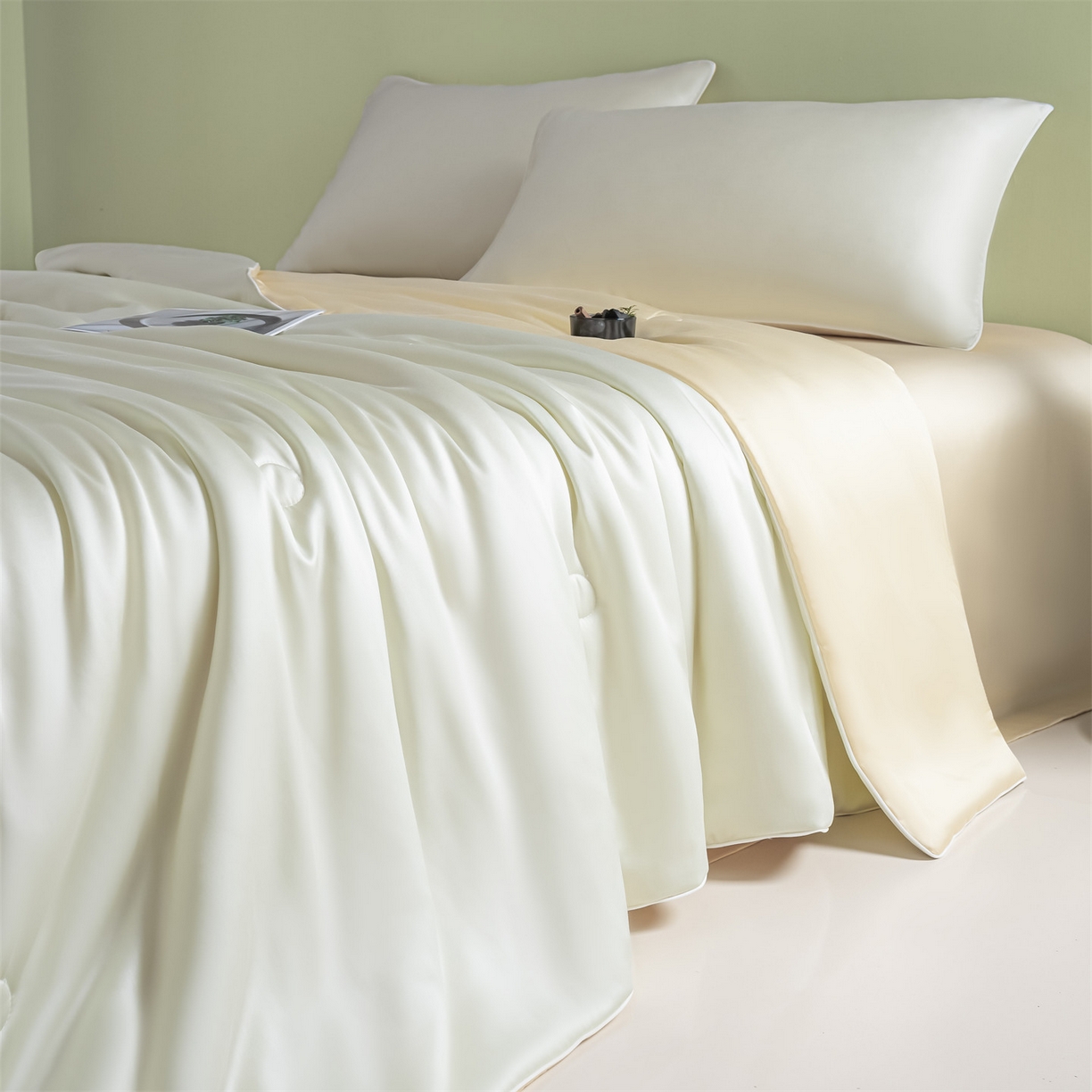 91家纺网 家纺一手货源 找家纺 美澳家纺 2026春夏新款凉感水洗冰丝真丝双拼夏被夏凉被四件套 双拼-优雅米+奶黄