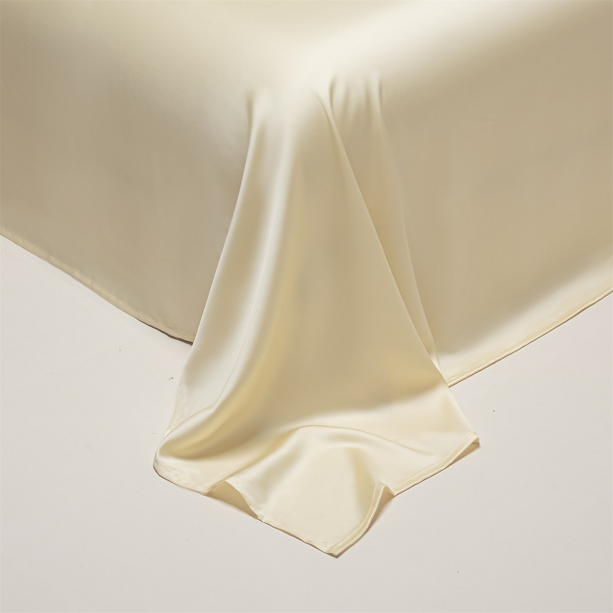 91家纺网 家纺一手货源 找家纺 美澳家纺 2026春夏新款凉感水洗冰丝真丝双拼夏被夏凉被四件套 双拼-优雅米+奶黄