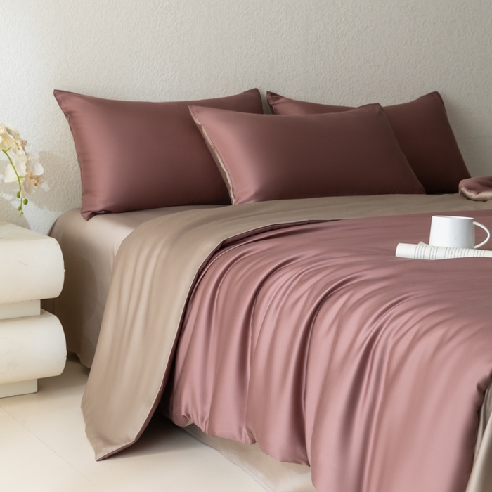 91家纺网 家纺一手货源 找家纺 禾时 2026新款60支奥地利兰精双拼纯色天丝四件套 野樱莓-芋泥灰