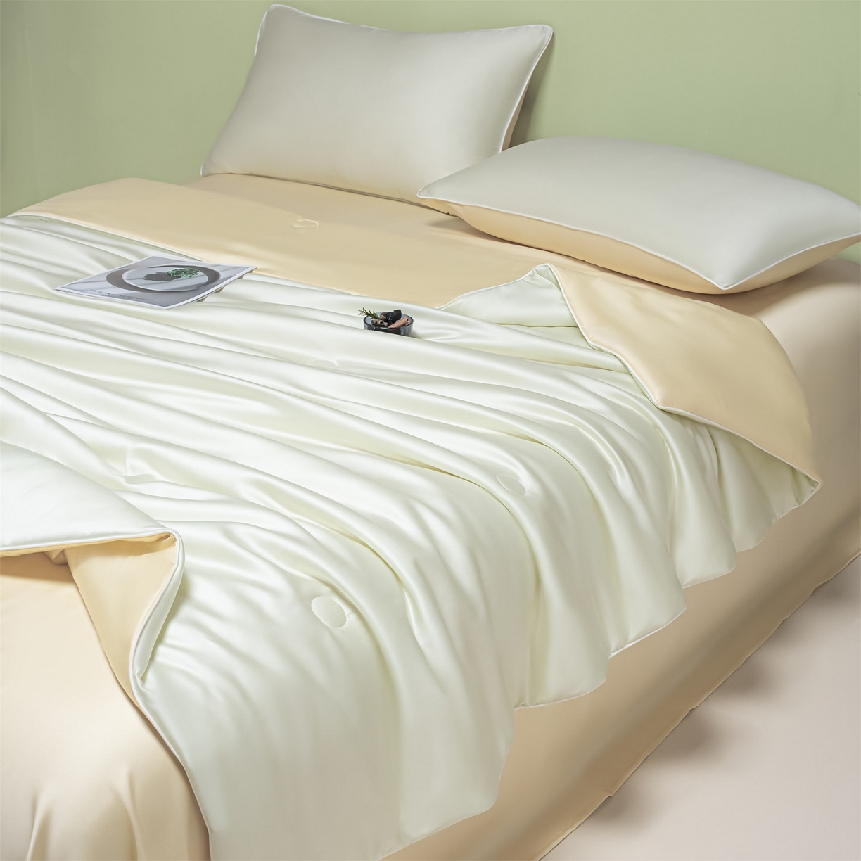 91家纺网 家纺一手货源 找家纺 美澳家纺 2026春夏新款凉感水洗冰丝真丝双拼夏被夏凉被四件套 双拼-优雅米+奶黄