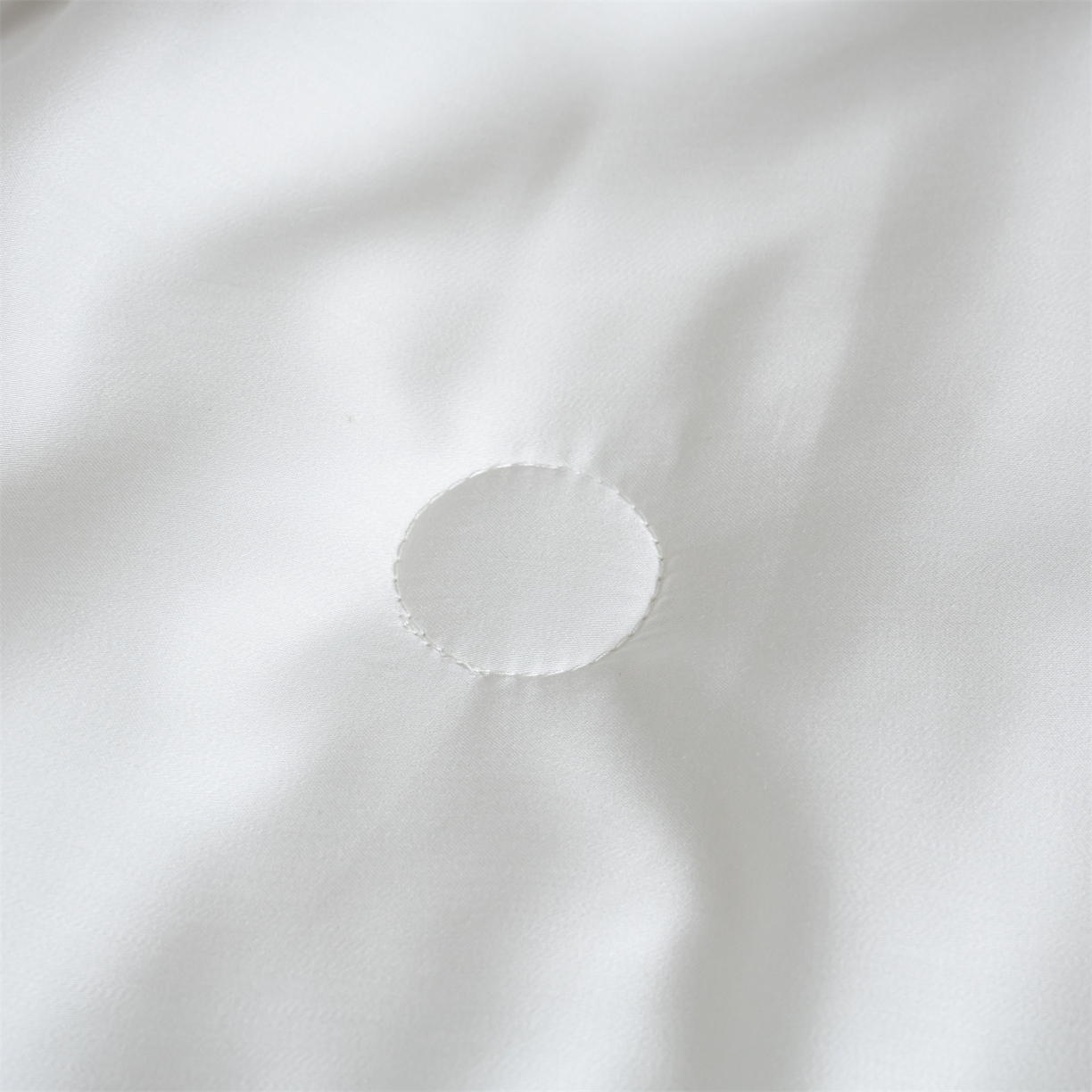 91家纺网 家纺一手货源 找家纺 美澳家纺 2026春夏新款凉感水洗冰丝真丝双拼夏被夏凉被四件套 双拼-贵族白+水果清香