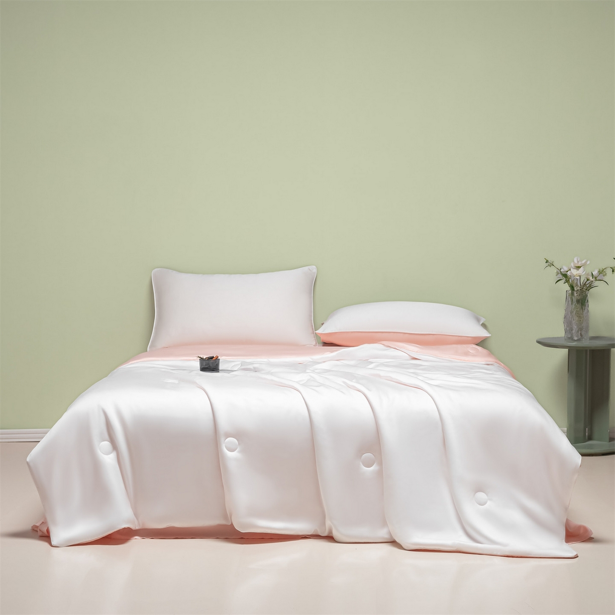 91家纺网 家纺一手货源 找家纺 美澳家纺 2026春夏新款凉感水洗冰丝真丝双拼夏被夏凉被四件套 双拼-贵族白+半熟蜜桃