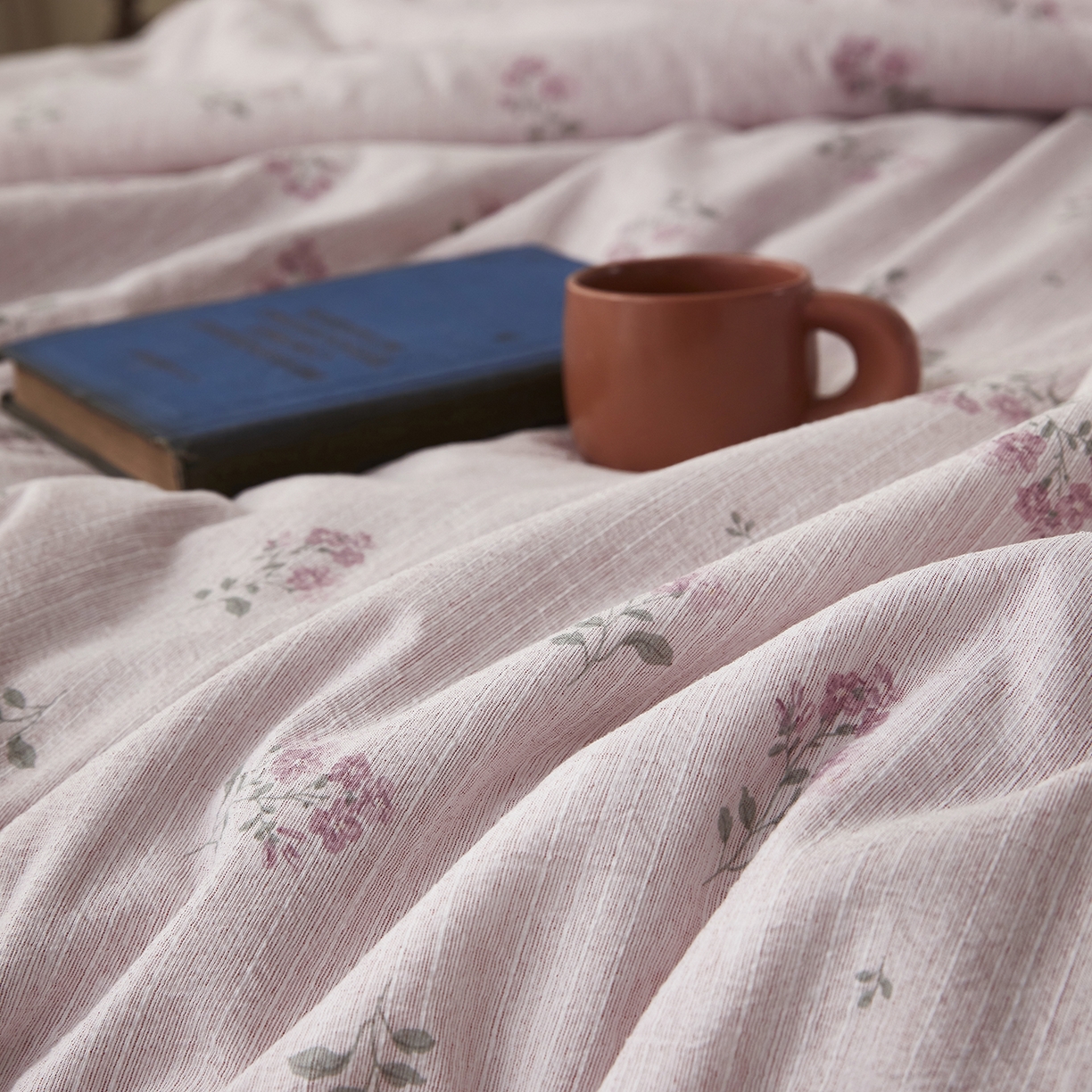 91家纺网 家纺一手货源 找家纺 网客家纺 2026新款提花色织麻夏被四件套 云溪紫