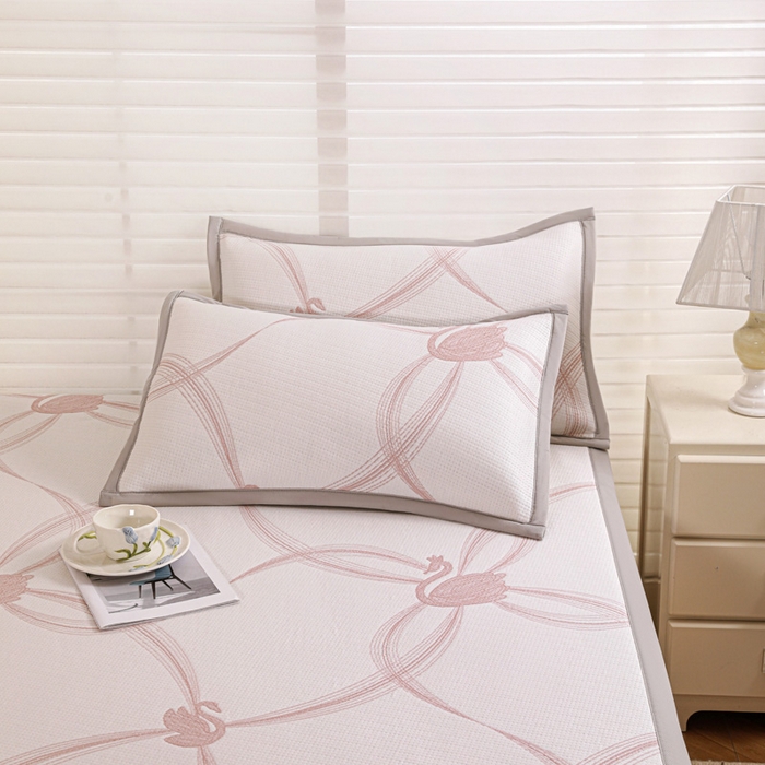 91家纺网 家纺一手货源 找家纺 富馨莱 2026新款PE乙纶高克重冰豆豆席凉感凉席单件席子平铺款学生宿舍支持一件定制尺寸 天鹅-粉