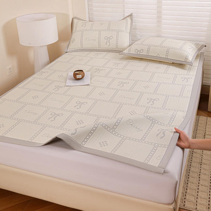 91家纺网 家纺一手货源 找家纺 富馨莱 2026新款PE乙纶高克重冰豆豆席凉感凉席单件席子平铺款学生宿舍支持一件定制尺寸 花蝶-灰