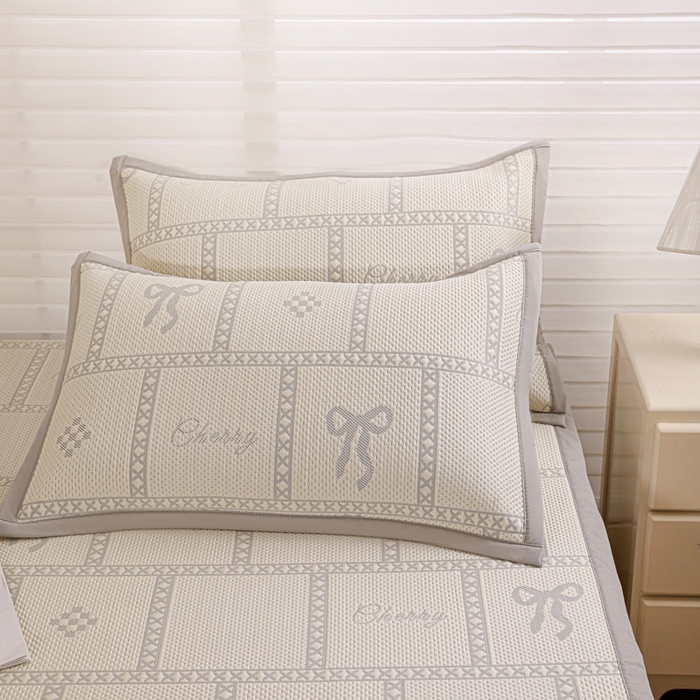 91家纺网 家纺一手货源 找家纺 富馨莱 2026新款PE乙纶高克重冰豆豆席凉感凉席单件席子平铺款学生宿舍支持一件定制尺寸 花蝶-灰