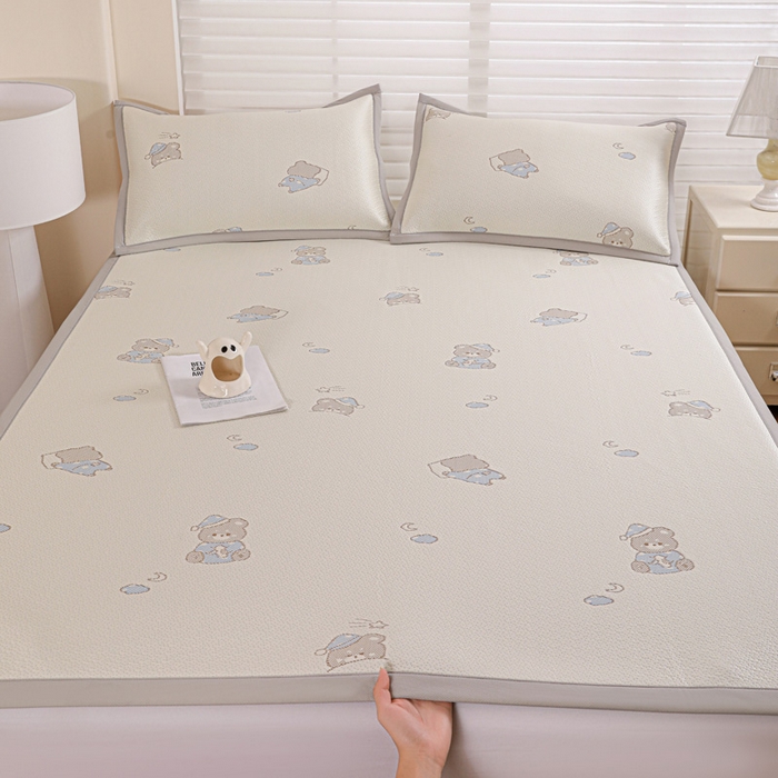 91家纺网 家纺一手货源 找家纺 富馨莱 2026新款PE乙纶高克重冰豆豆席凉感凉席单件席子平铺款学生宿舍支持一件定制尺寸 可爱熊