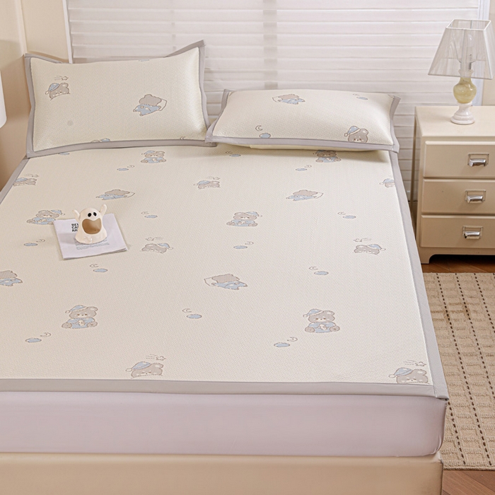 91家纺网 家纺一手货源 找家纺 富馨莱 2026新款PE乙纶高克重冰豆豆席凉感凉席单件席子平铺款学生宿舍支持一件定制尺寸 可爱熊