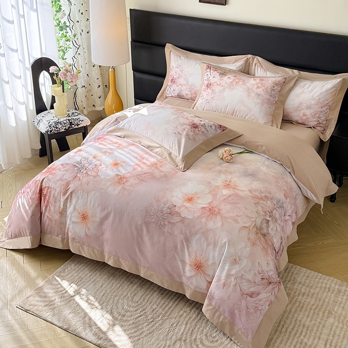 91家纺网 家纺一手货源 找家纺 巧玲珑 2026新款全棉拼角数码印花四件套 凝光花蕊-咖