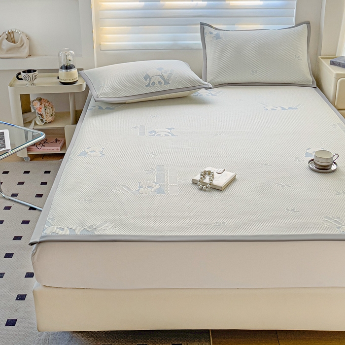 91家纺网 家纺一手货源 找家纺 富馨莱 2026新款PE乙纶高克重冰豆豆席凉感凉席单件席子平铺款学生宿舍支持一件定制尺寸 熊猫嘟嘟-蓝