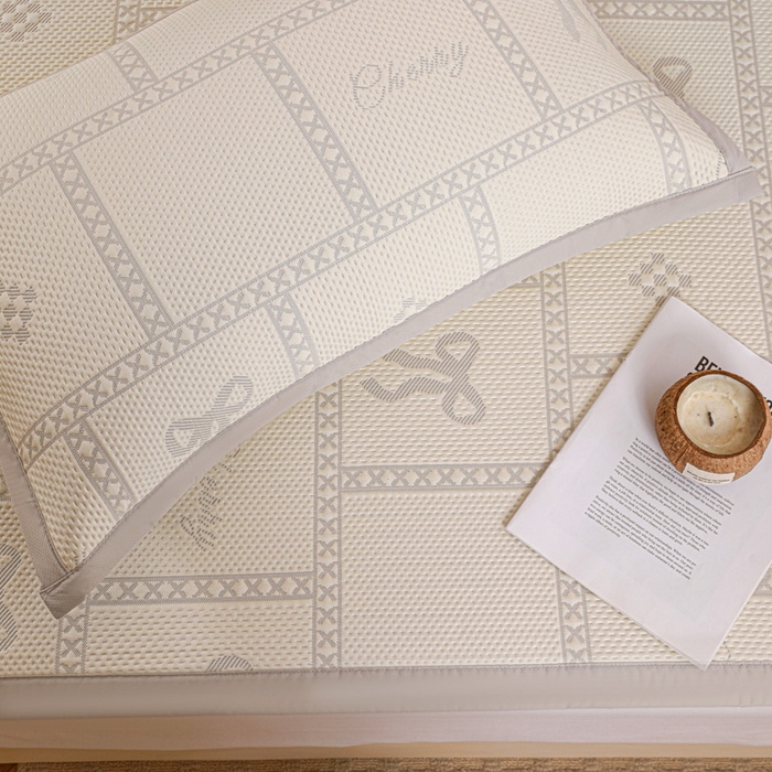 91家纺网 家纺一手货源 找家纺 富馨莱 2026新款PE乙纶高克重冰豆豆席凉感凉席单件席子平铺款学生宿舍支持一件定制尺寸 花蝶-灰